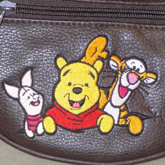 Vintage Walt Disney World Winnie The Pooh Piglet Tigger Faux Leather Fanny Pack - Picture 4 of 12